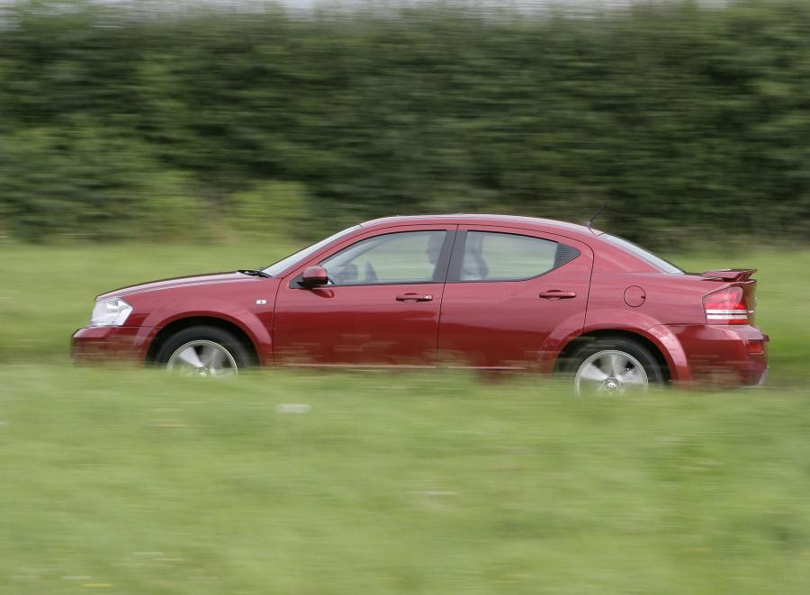  Dodge Avenger 2008 года  (UK) (фото 2 из 7)